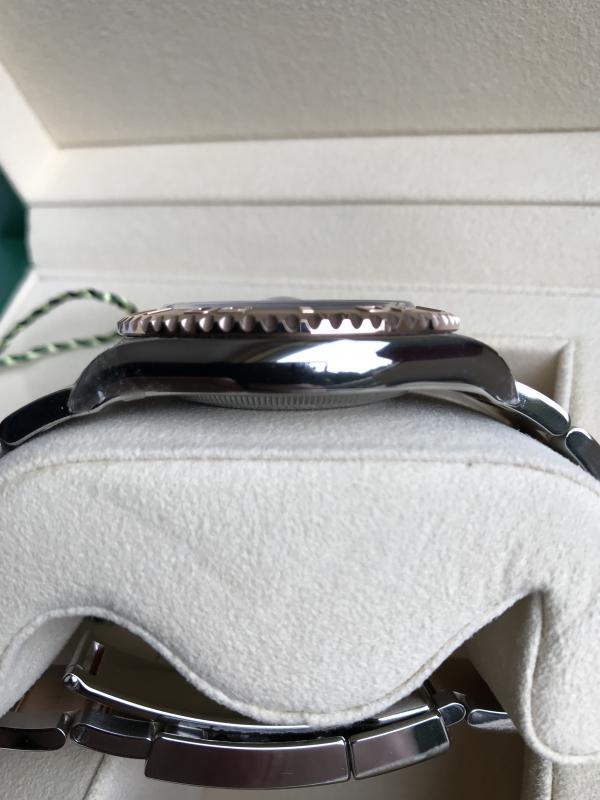 Name:  9C1D6E98-C4C3-4E91-B323-D6EE289A7156.jpg
Hits: 2674
Gr��e:  51,2 KB