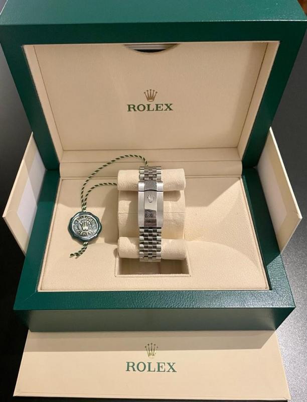 Name:  Rolex 2.jpg
Hits: 1354
Gre:  52,3 KB
