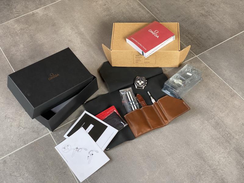 Name:  Omega Speedy Tuestay I - 09.jpg
Hits: 1571
Gr��e:  77,2 KB