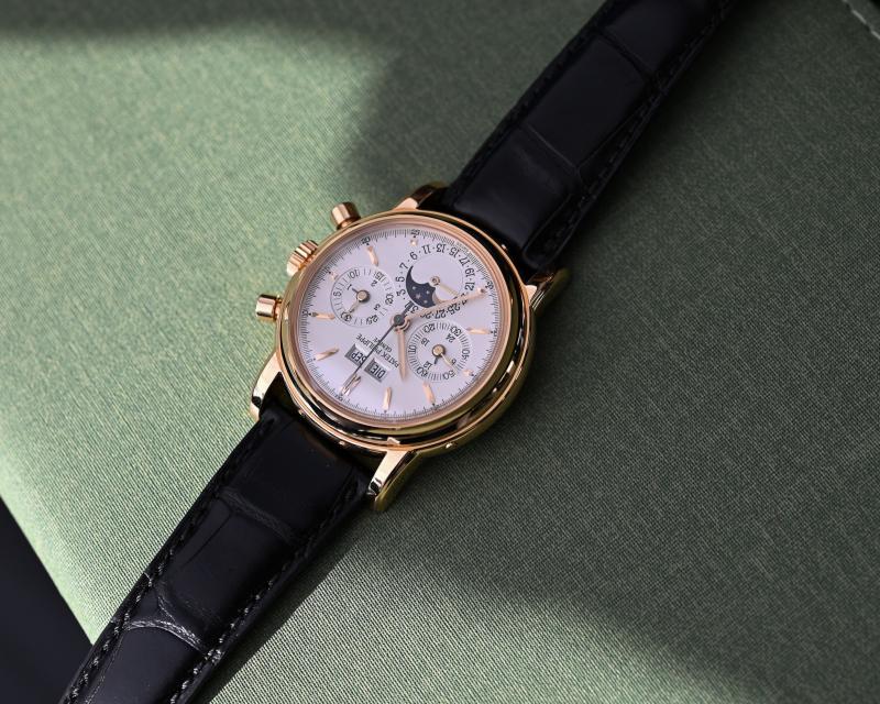 Name:  Patek 3970 17.jpg
Hits: 1405
Gre:  96,3 KB