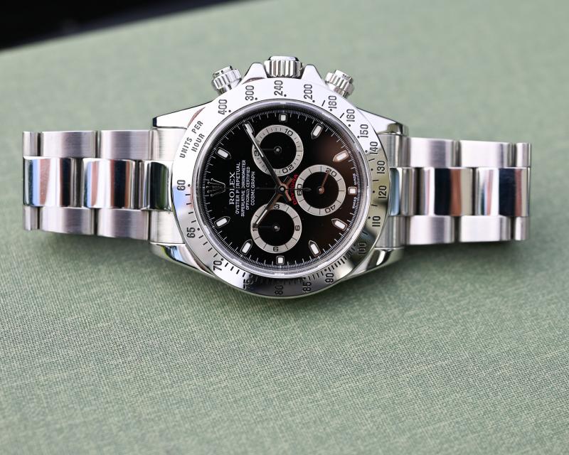 Name:  Rolex 116520 5.jpg
Hits: 1741
Gre:  88,7 KB