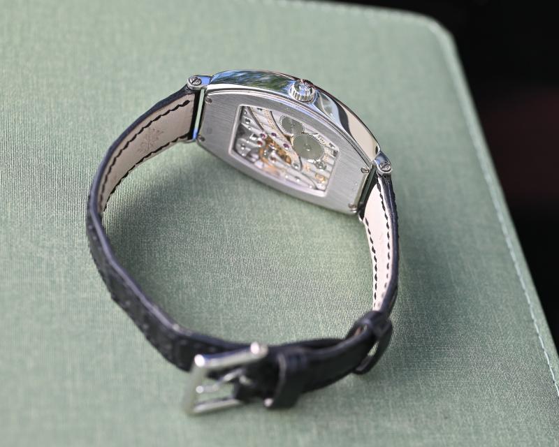 Name:  Patek 5098P 13.jpg
Hits: 409
Gre:  66,8 KB