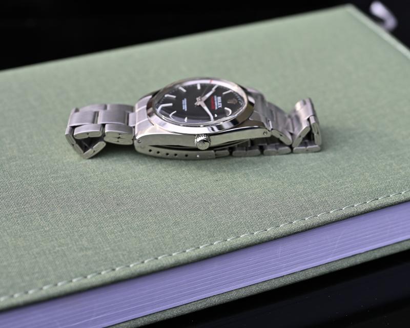 Name:  Rolex 1019 11.jpg
Hits: 879
Gre:  65,5 KB