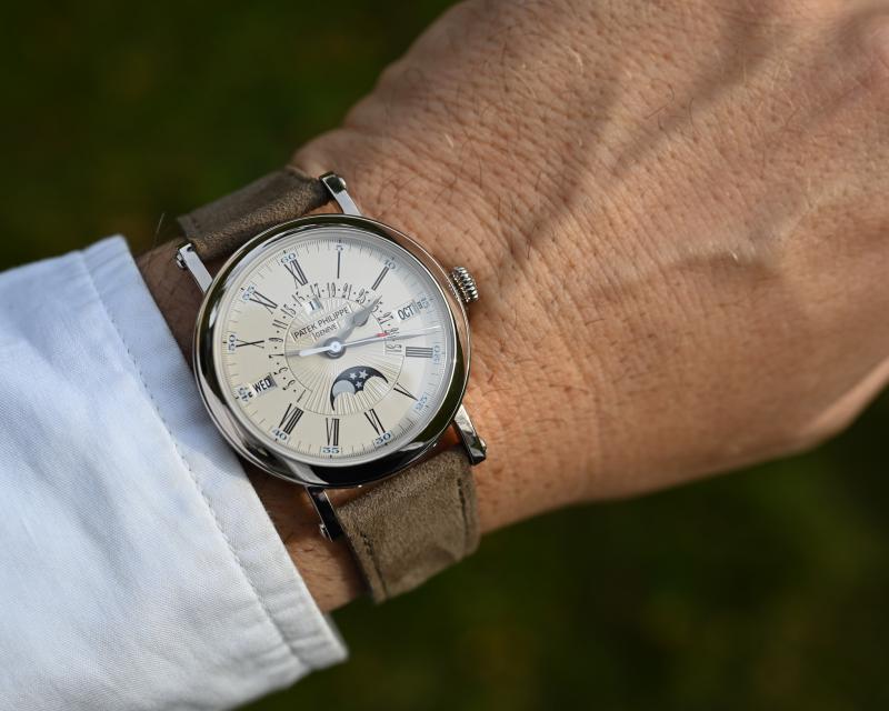 Name:  Patek 5159G 8.jpg
Hits: 504
Gre:  53,5 KB