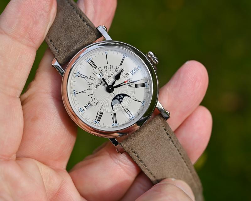 Name:  Patek 5159G 9.jpg
Hits: 503
Gre:  56,4 KB