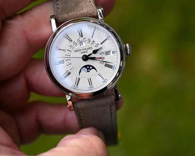 Name:  Patek 5159G 19.jpg
Hits: 505
Gre:  47,9 KB