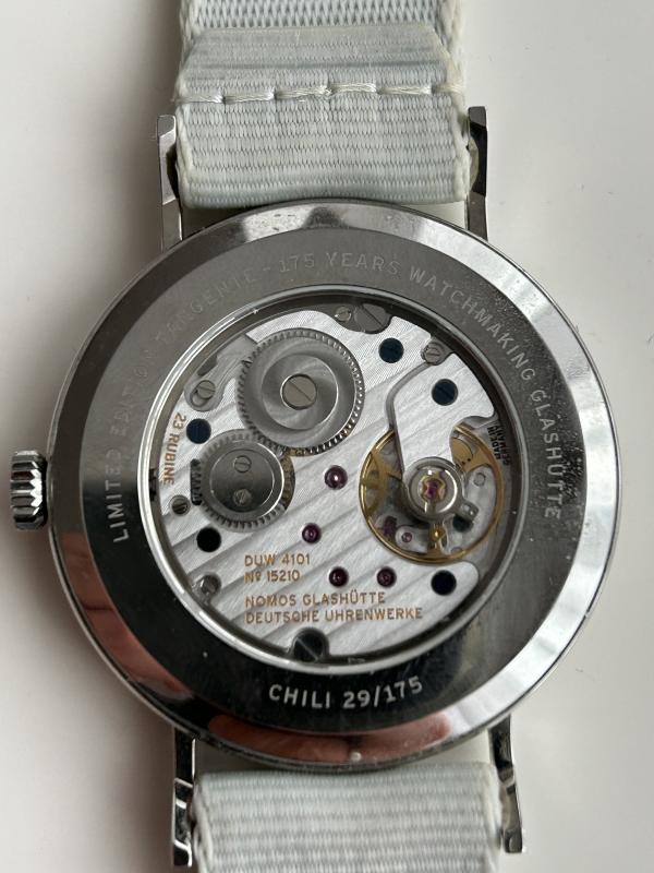 Name:  Nomos2.jpg
Hits: 208
Gr��e:  67,0 KB